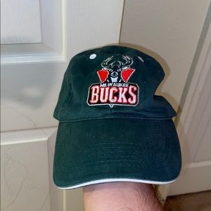 Vintage Milwaukee bucks hat